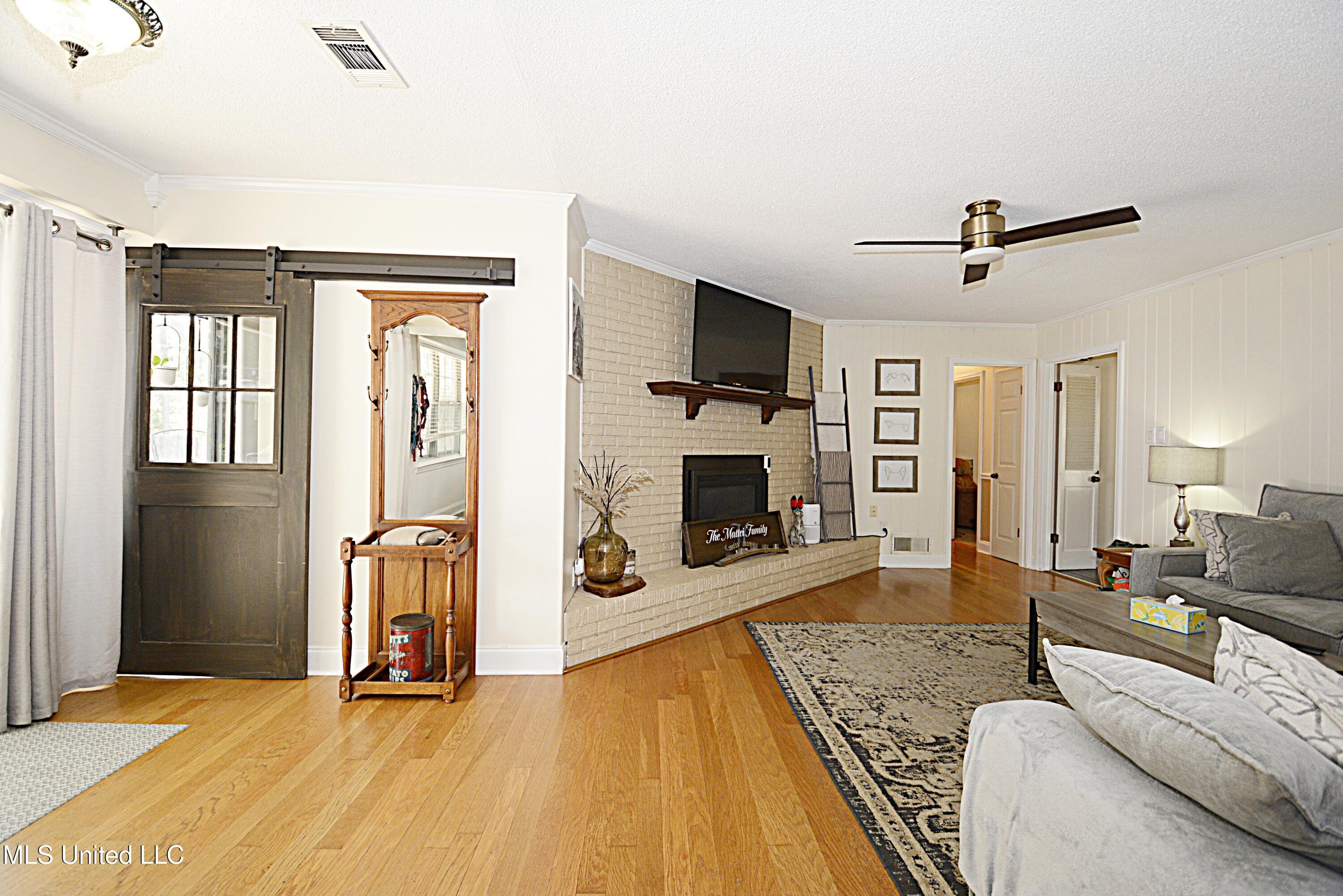 8256 E Farmington Drive, Southaven, Mississippi image 10