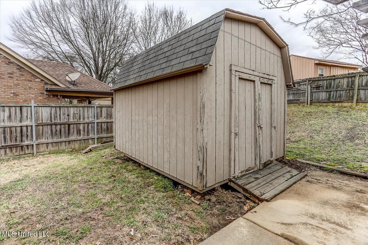 7404 Fox Hollow Lane, Southaven, Mississippi image 40