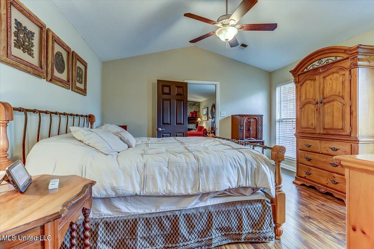 7404 Fox Hollow Lane, Southaven, Mississippi image 29
