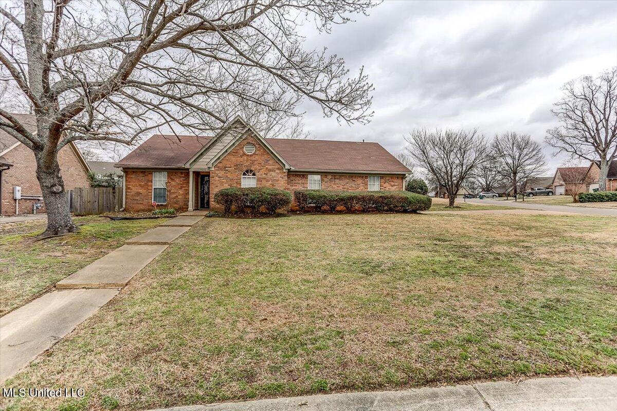 7404 Fox Hollow Lane, Southaven, Mississippi image 2