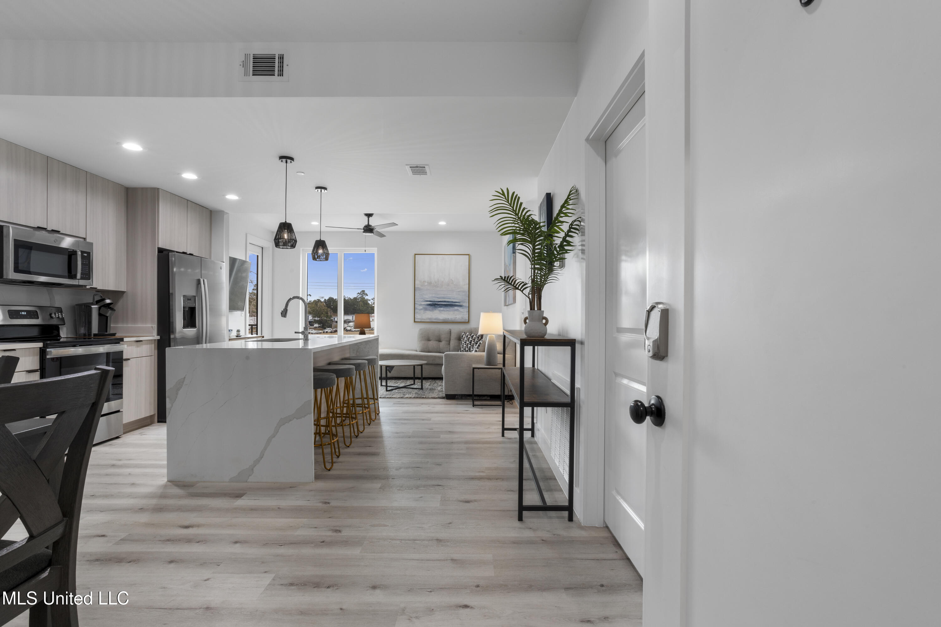 1302 Magnolia Street #B110, Gulfport, Mississippi image 13