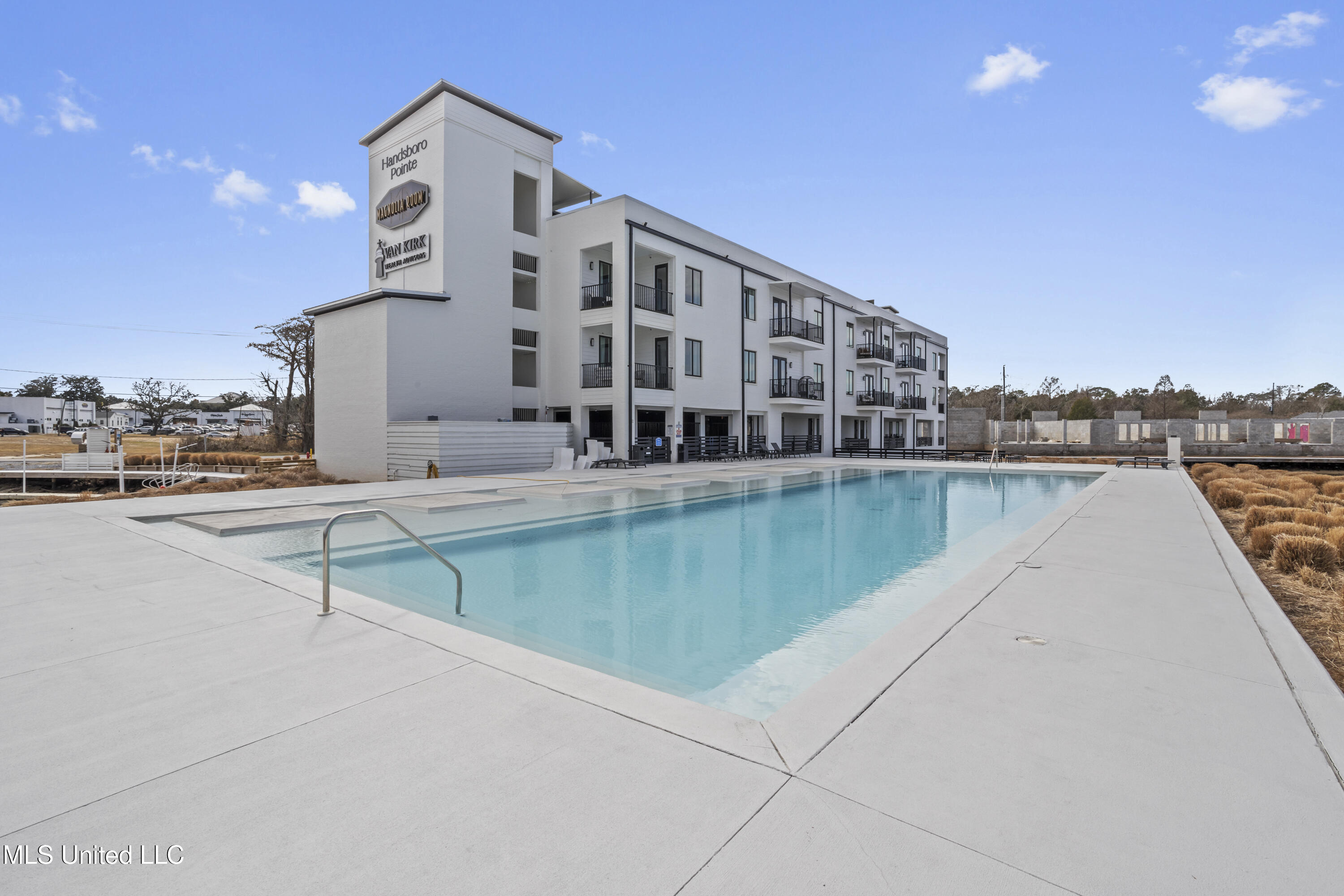 1302 Magnolia Street #B110, Gulfport, Mississippi image 2