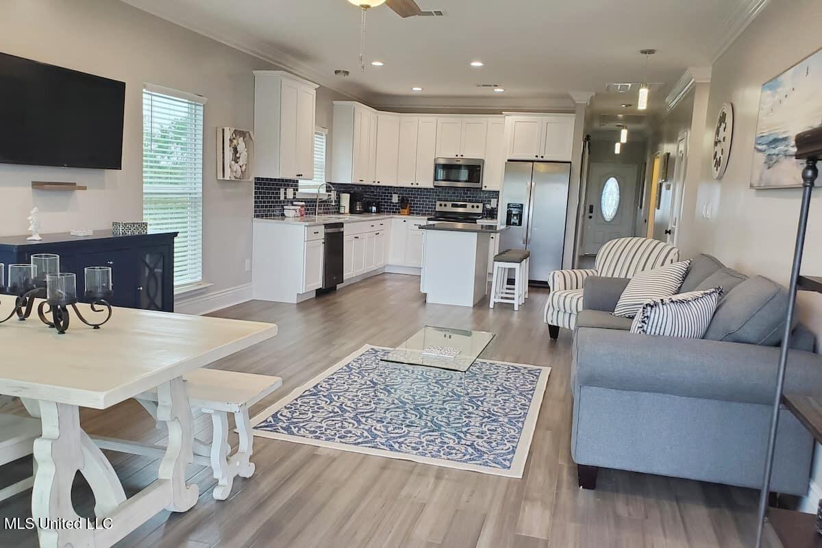 4022 Honshu Street, Bay Saint Louis, Mississippi image 3