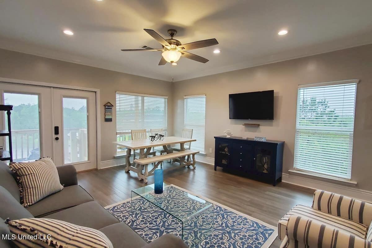 4022 Honshu Street, Bay Saint Louis, Mississippi image 2