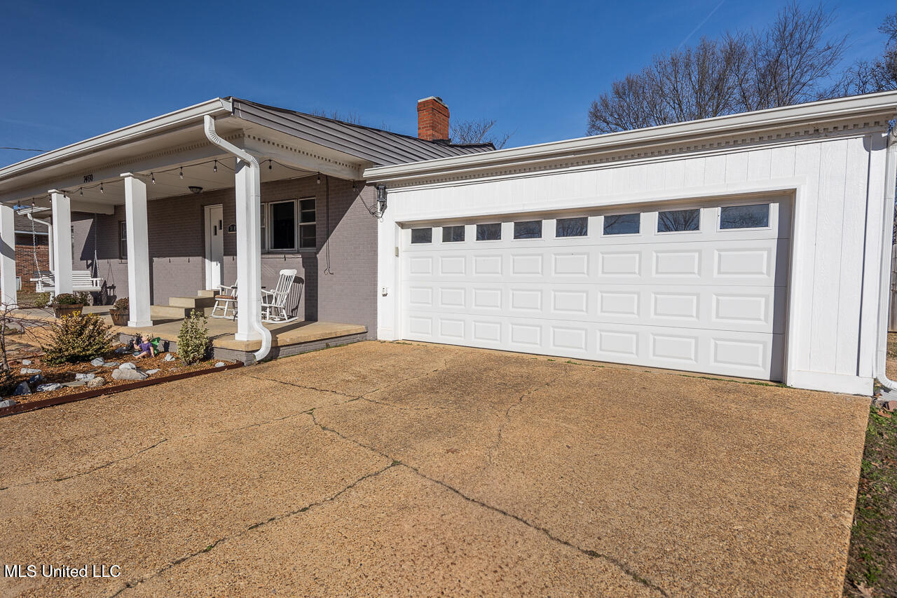 7460 Woodland Drive, Olive Branch, Mississippi image 2