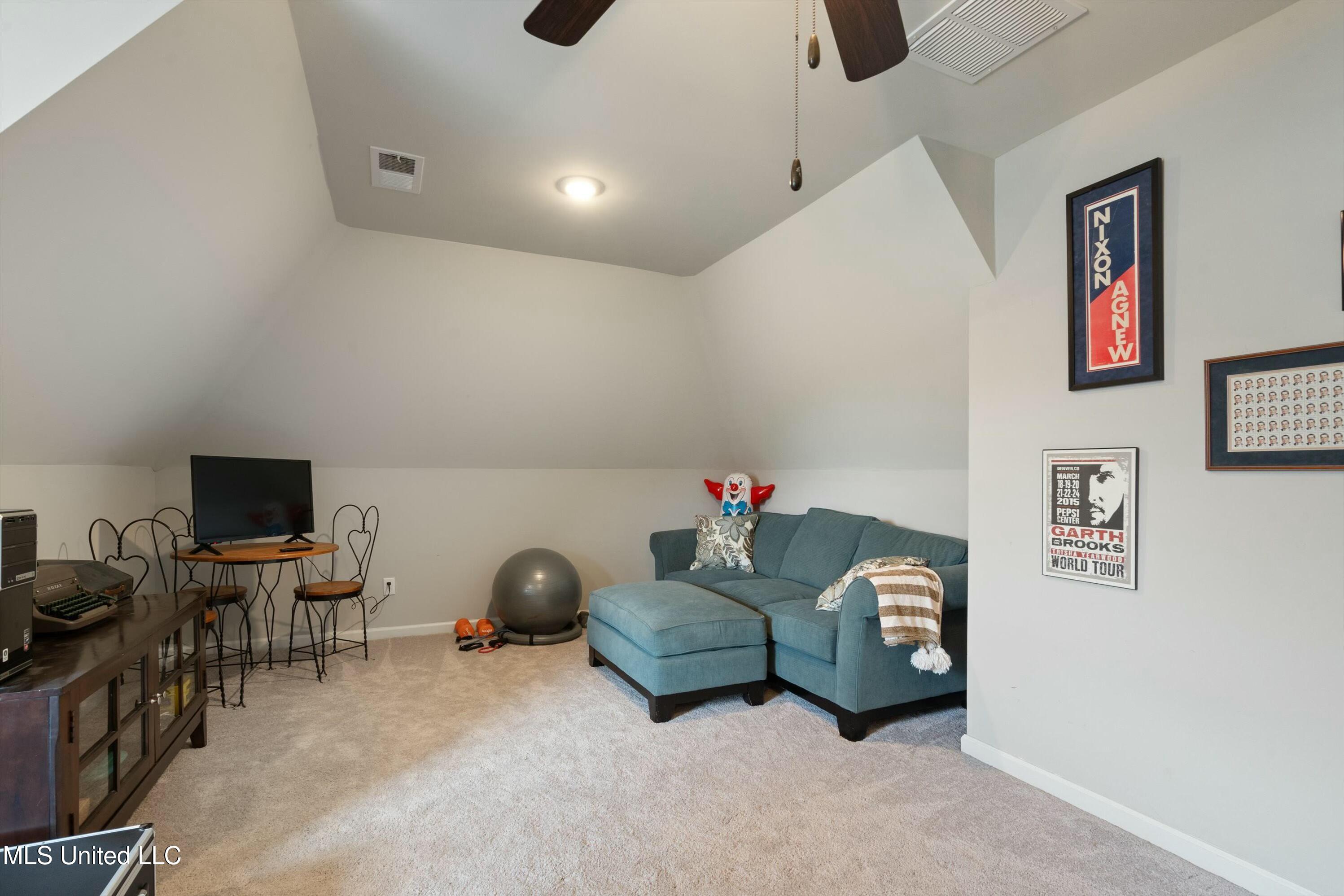 5274 Forest Bend Cove, Southaven, Mississippi image 30