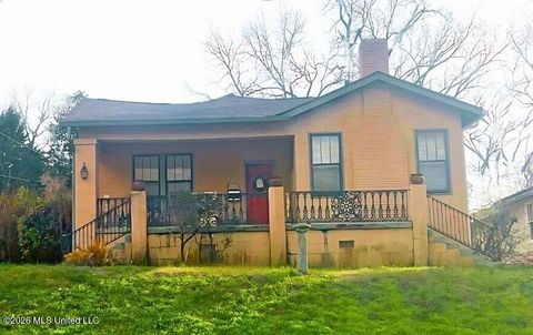 Homes For Sale - 1022 Markham Street<br/> Warren County, Vicksburg, MS 39180