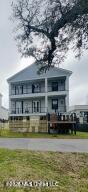 577 Maria Avenue - Photo 2