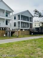 577 Maria Avenue - Photo 3