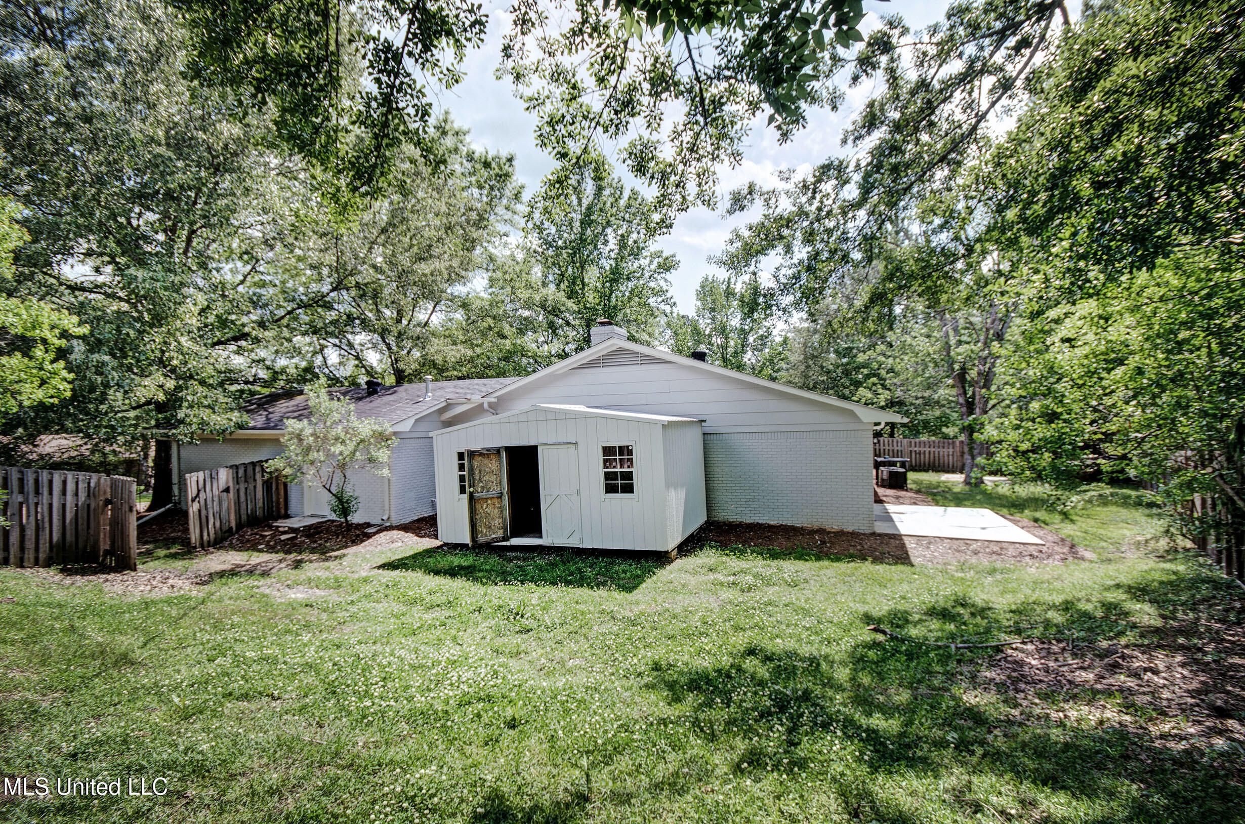 1201 Manchester Drive, Clinton, Mississippi image 45