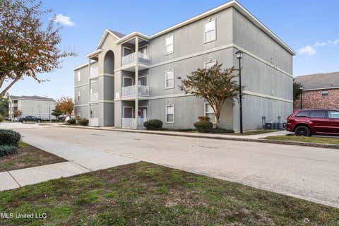 Condo For Sale - 310 Holcomb Boulevard<br/> Jackson County, Ocean Springs, MS 39564