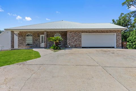 Single Family Residence in Pass Christian MS 101 Redbud Way.jpg