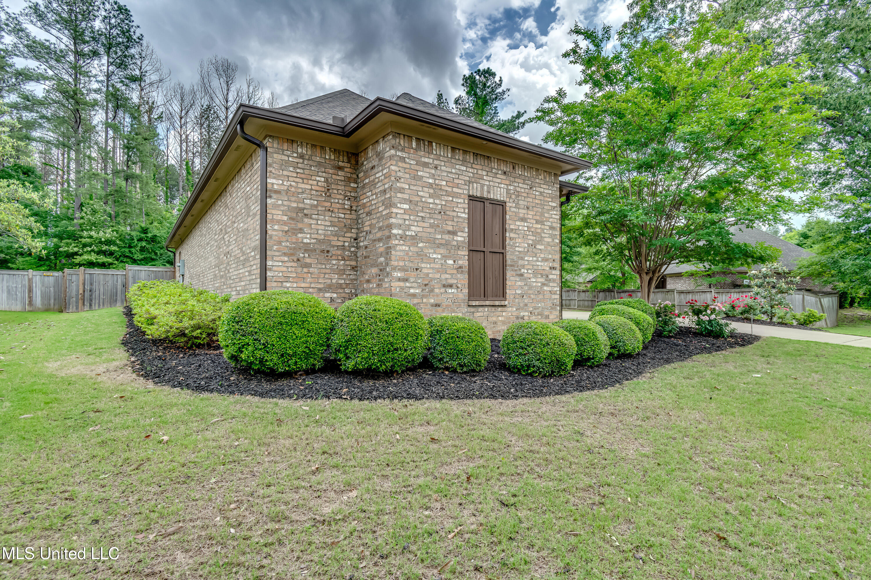 115 Grayhawk Drive, Madison, Mississippi image 8