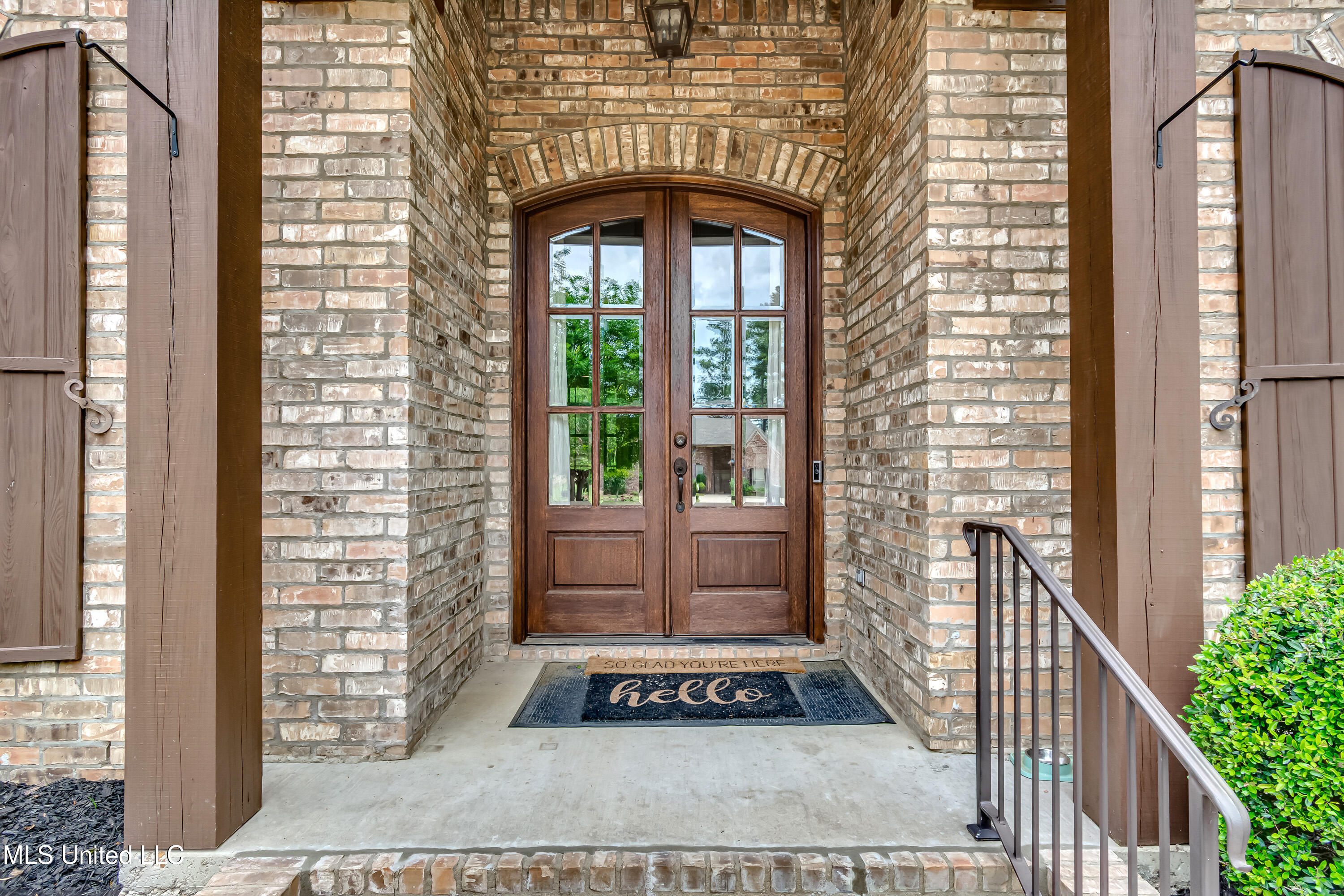 115 Grayhawk Drive, Madison, Mississippi image 2