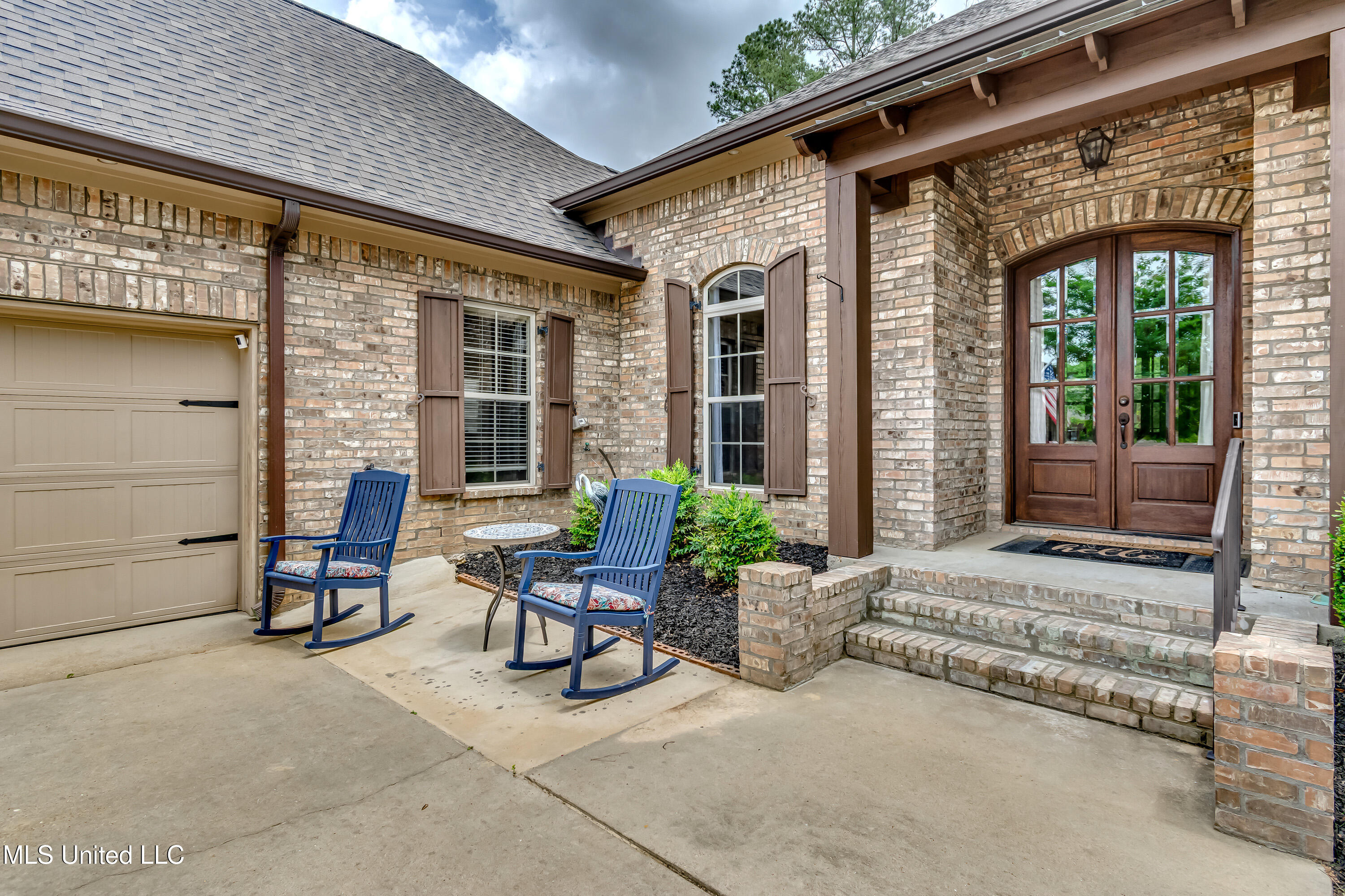 115 Grayhawk Drive, Madison, Mississippi image 3