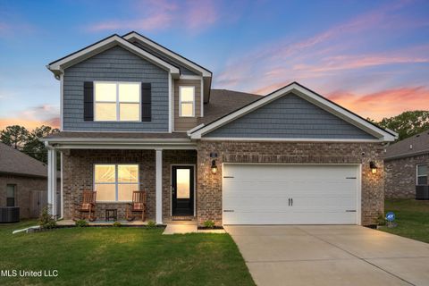 Homes For Sale - 31 Twin Lakes Drive<br/> Marshall County, Byhalia, MS 38611