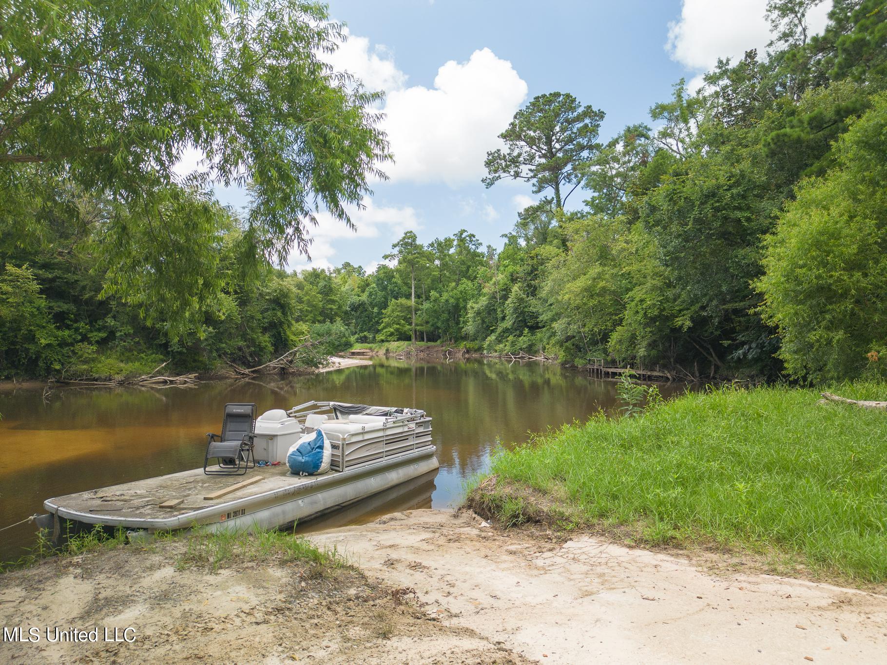 13728 River Road, Gulfport, Mississippi image 21