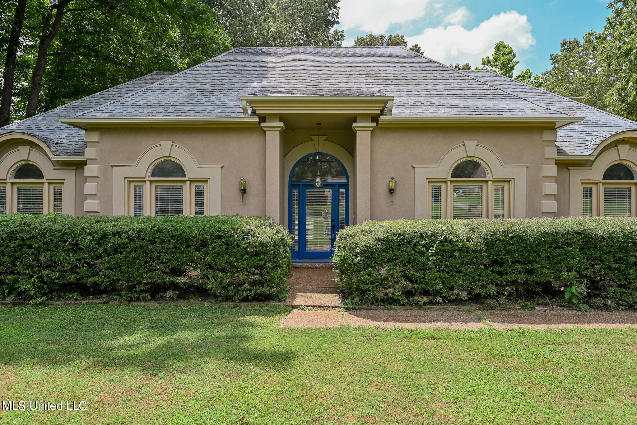 8655 Collinswood Drive, Olive Branch, Mississippi image 10