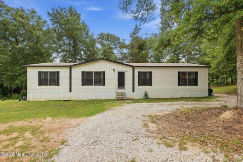 Mobile Home For Sale - 1130 Lyons Road<br/> Bolton, MS 39041