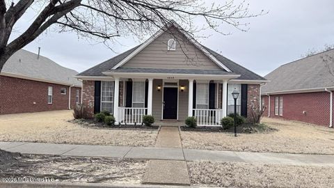 Homes For Sale - 4845 Stone Cross Drive<br/> Olive Branch, MS 38654