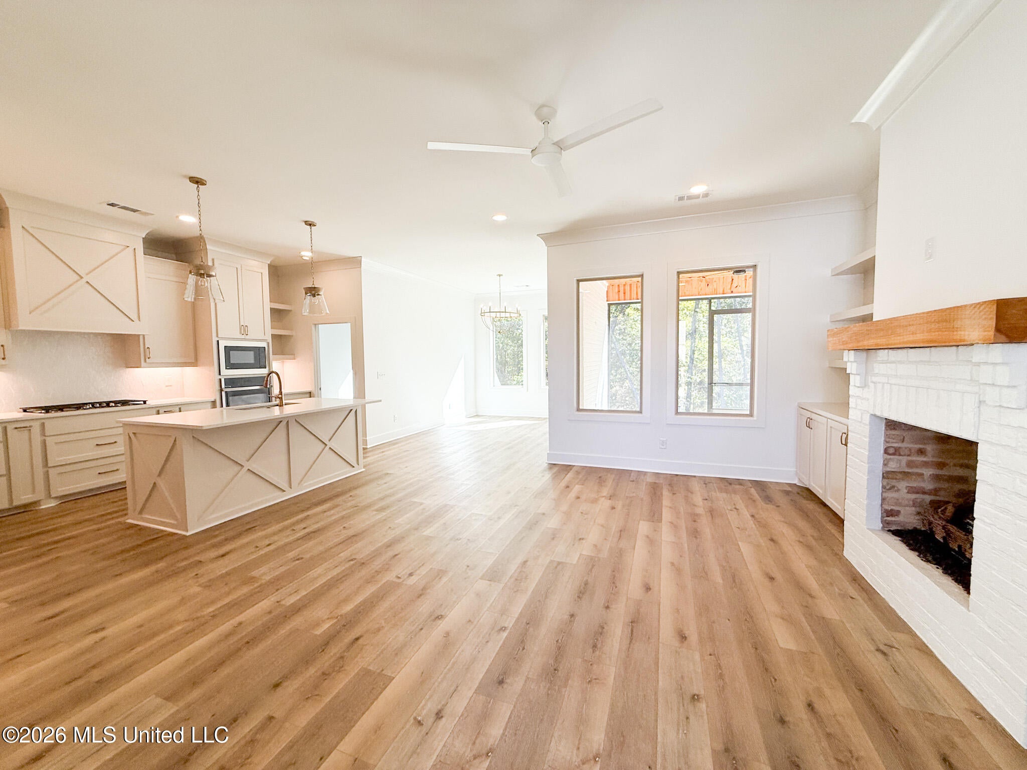 340 Oakville Circle