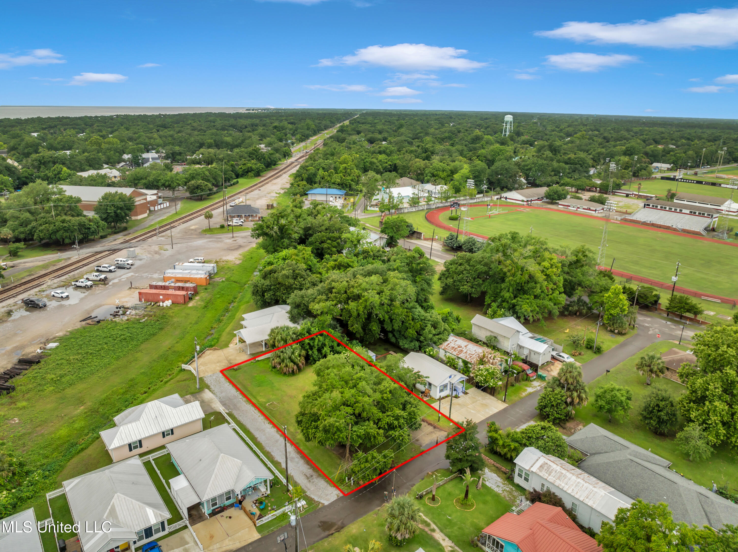 306 Union Street, Bay Saint Louis, Mississippi image 15