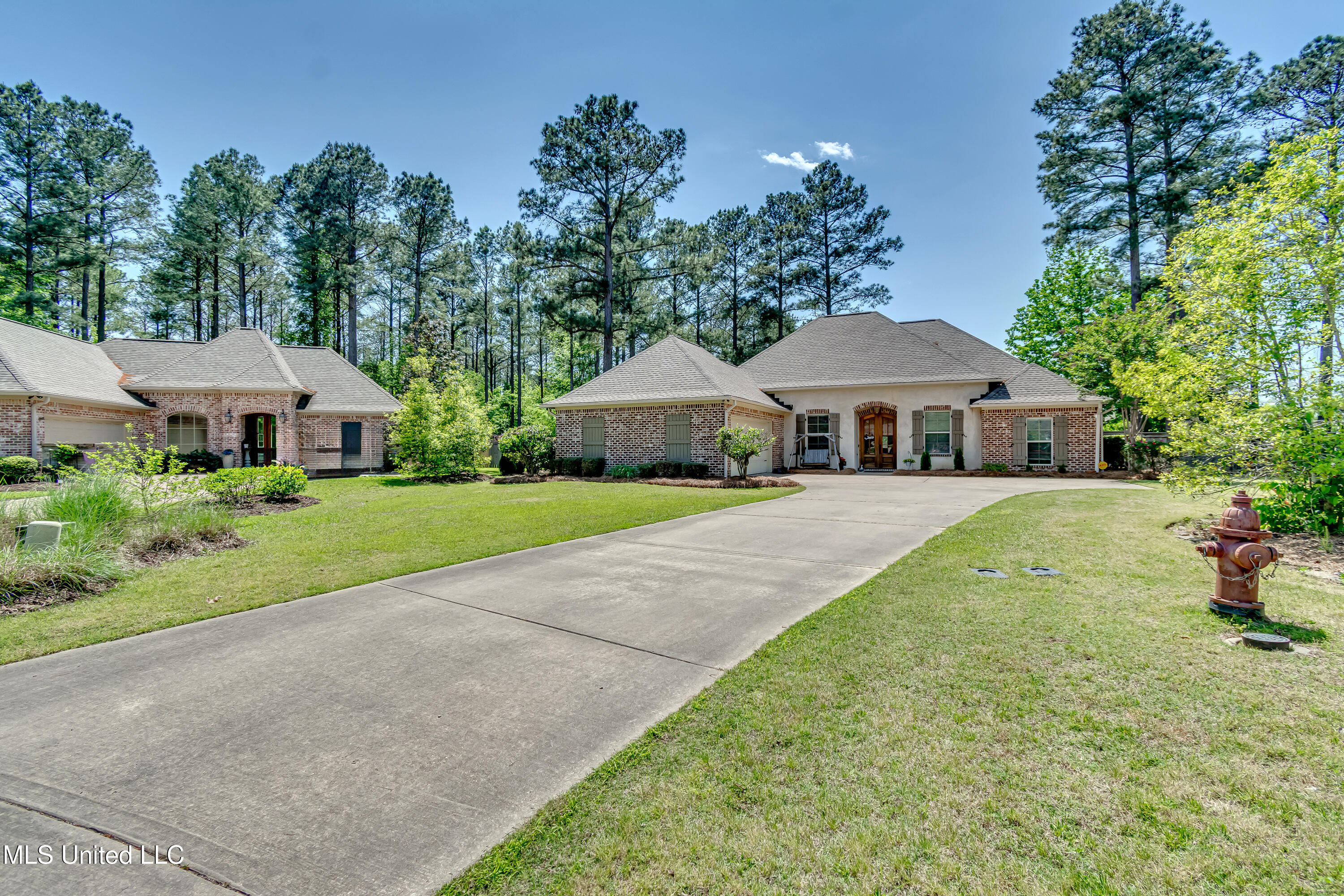 111 Claw Creek Cove, Madison, Mississippi image 3