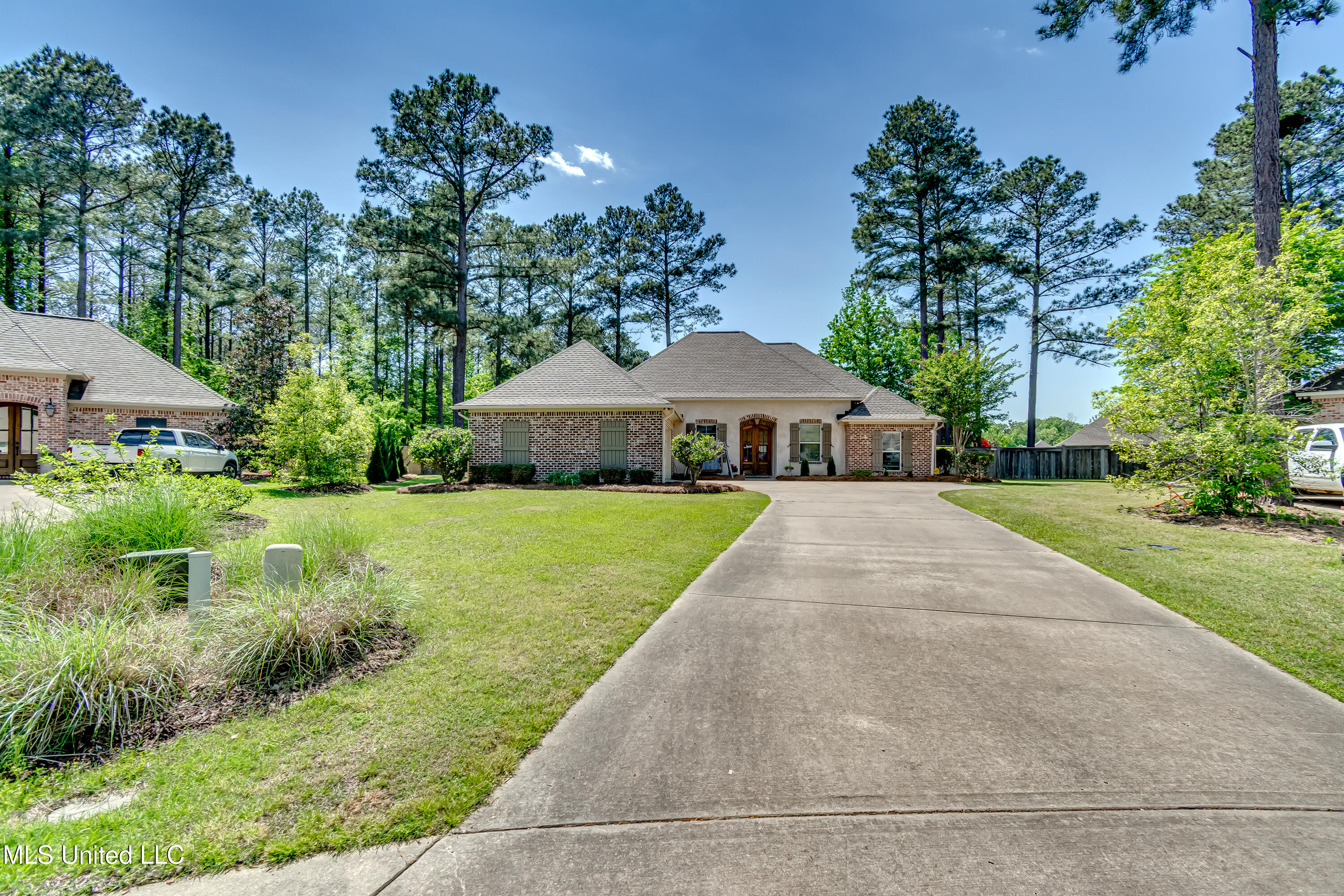 111 Claw Creek Cove, Madison, Mississippi image 4