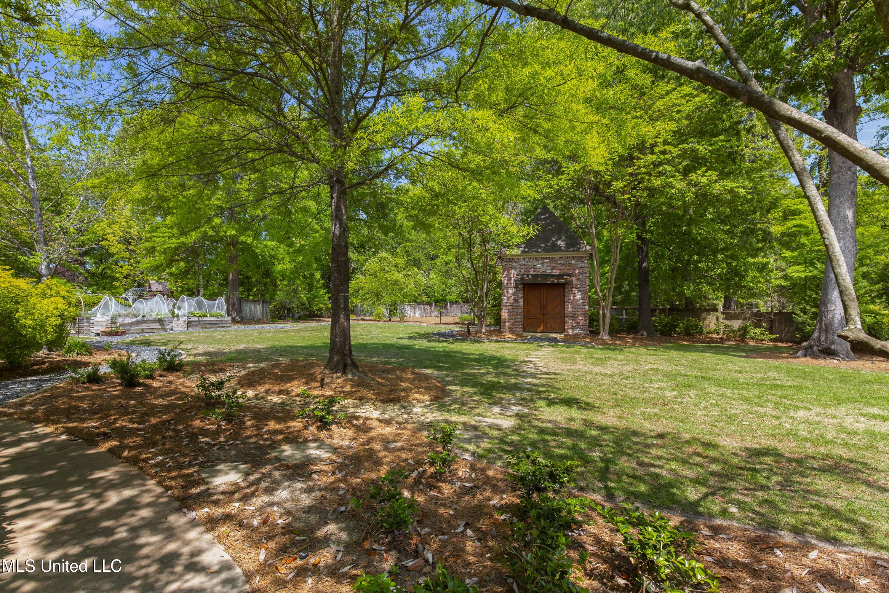 112 Langdon Drive, Madison, Mississippi image 46