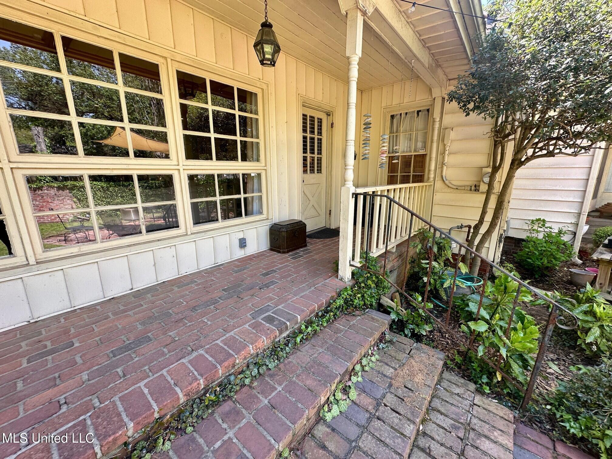 301 S Victoria Avenue, Cleveland, Mississippi image 23
