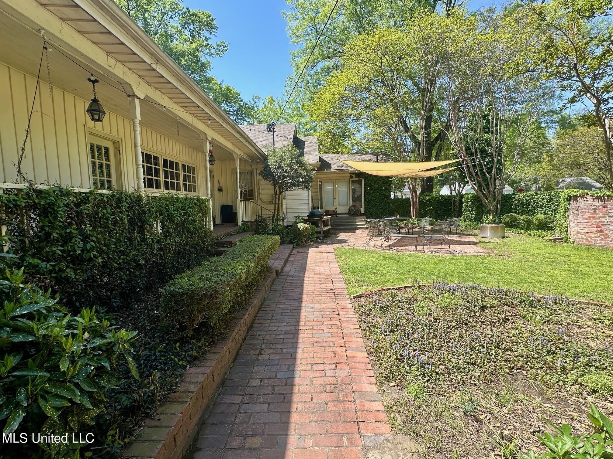 301 S Victoria Avenue, Cleveland, Mississippi image 27