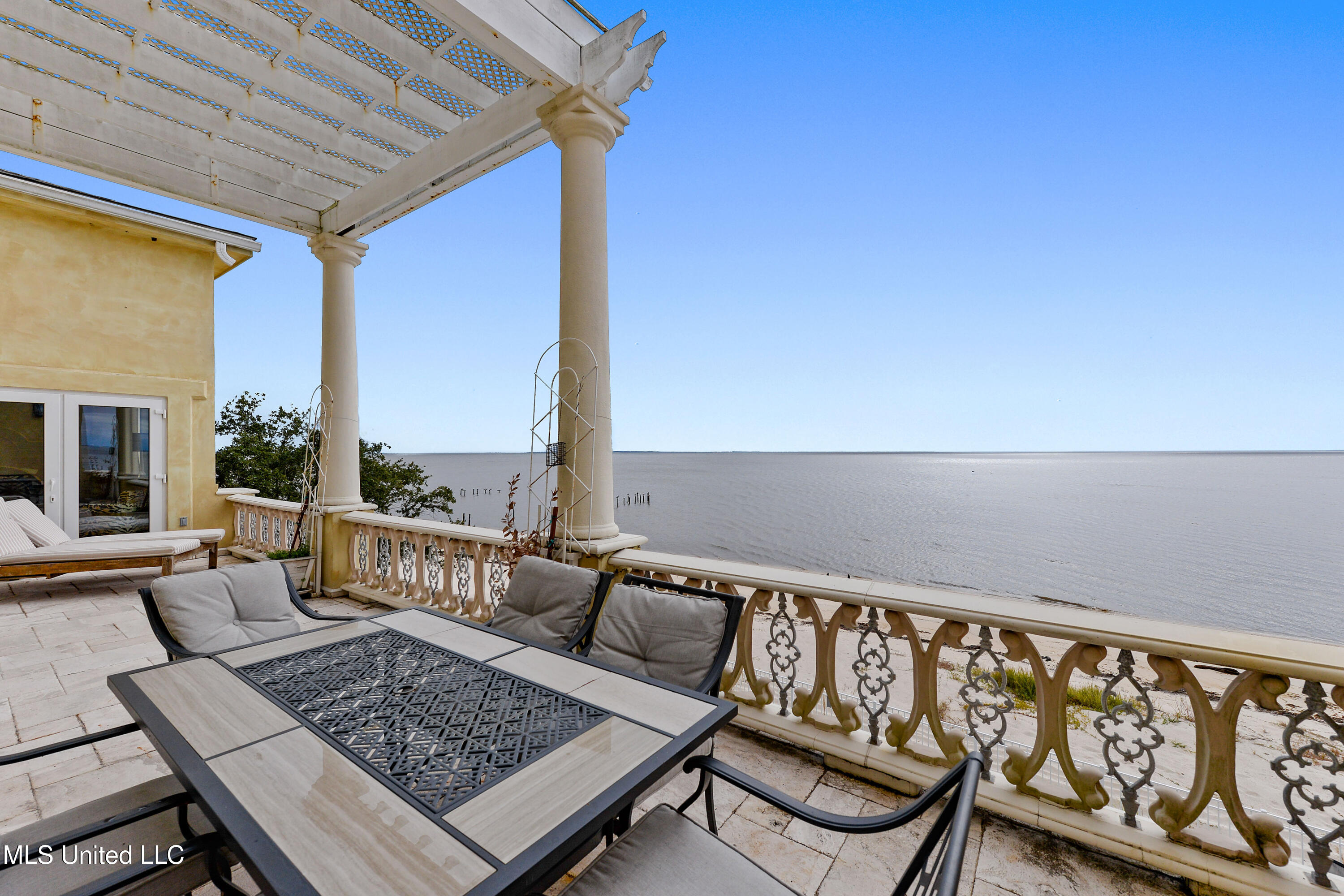 7709 Belle Fontaine Drive, Ocean Springs, Mississippi image 8