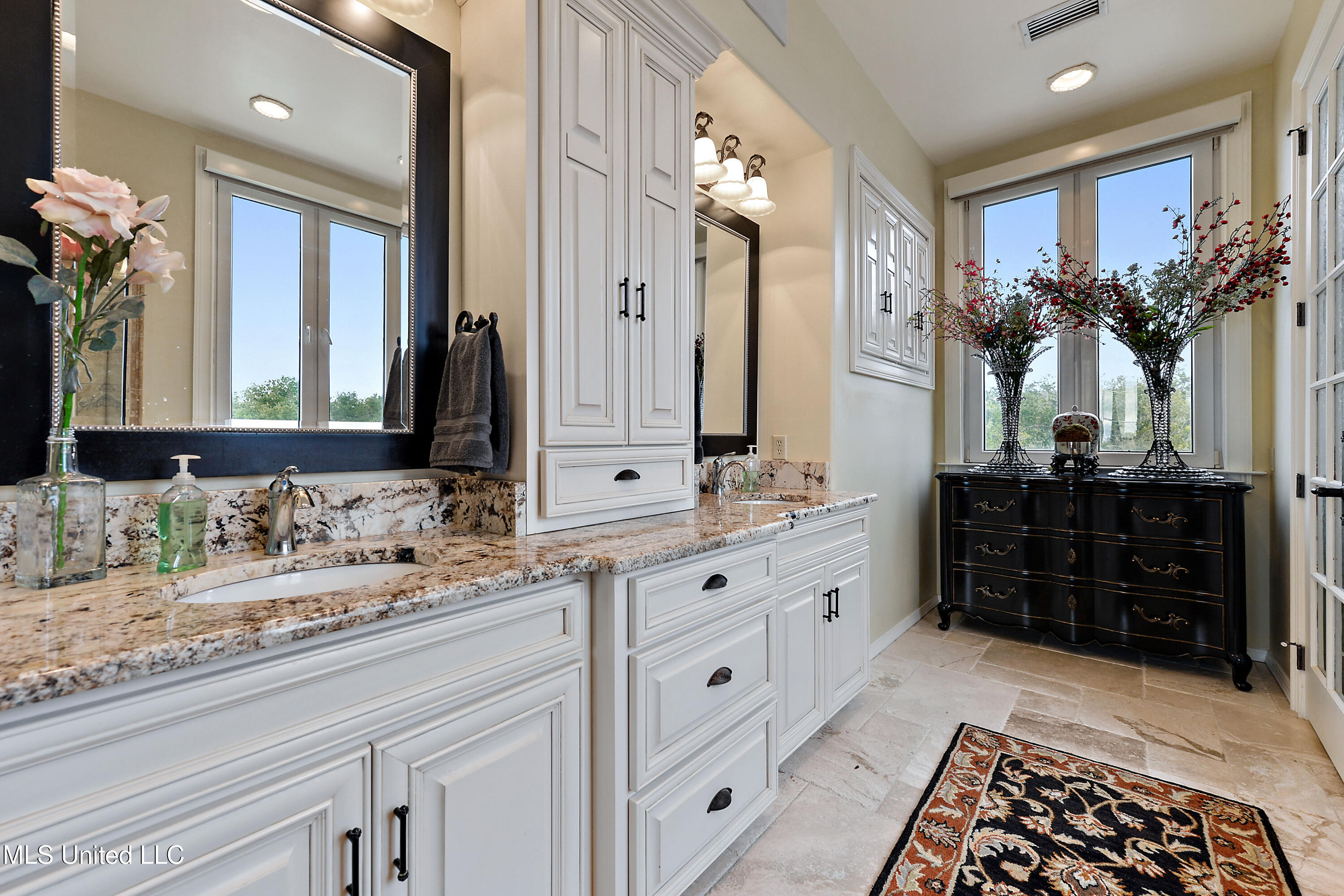 7709 Belle Fontaine Drive, Ocean Springs, Mississippi image 23