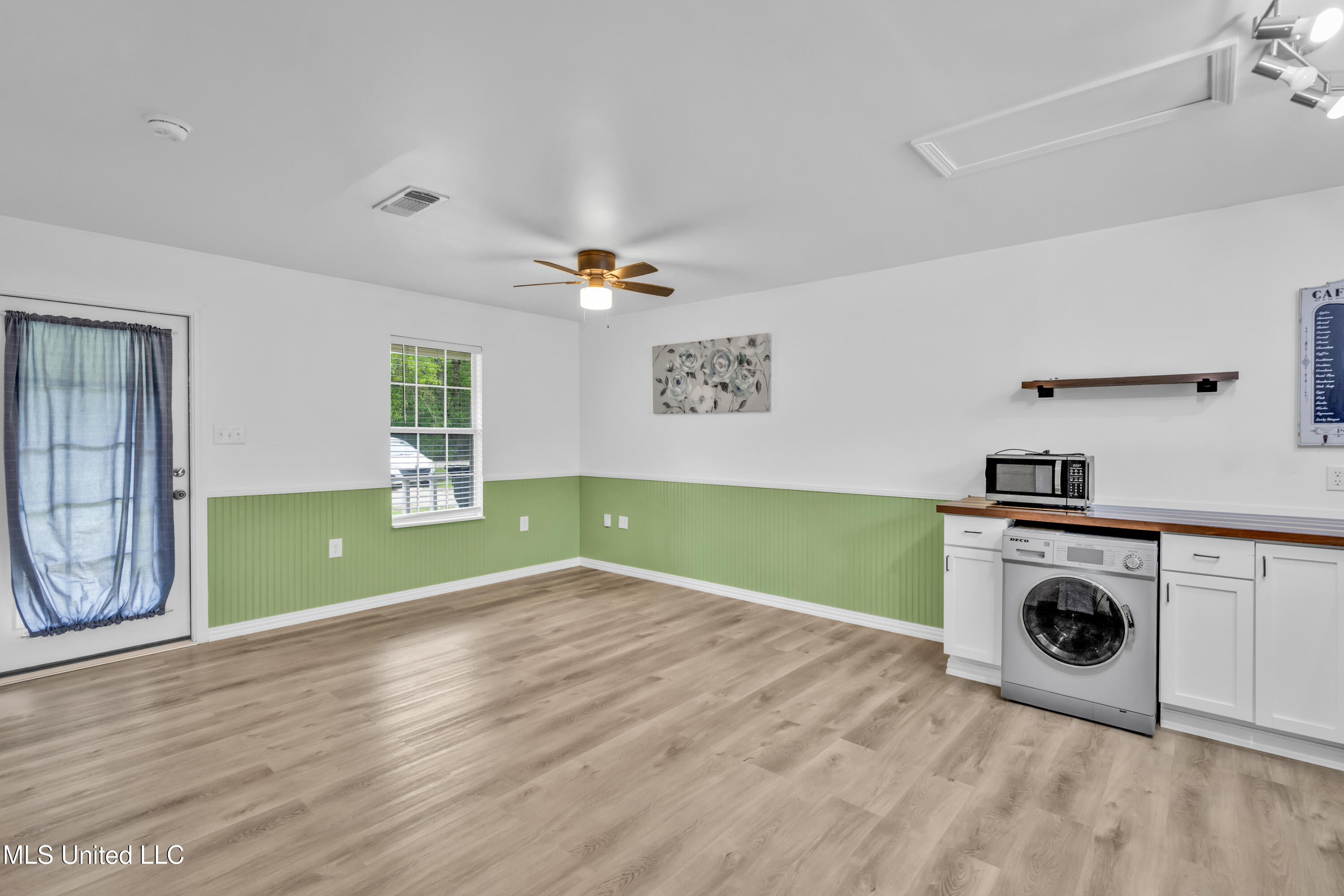 20294 Daugherty Road, Long Beach, Mississippi image 4