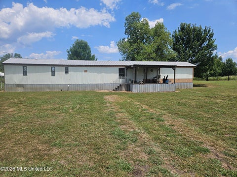 Mobile Home For Sale - 112 E Cottondale Court<br/> Vidalia, LA 71373