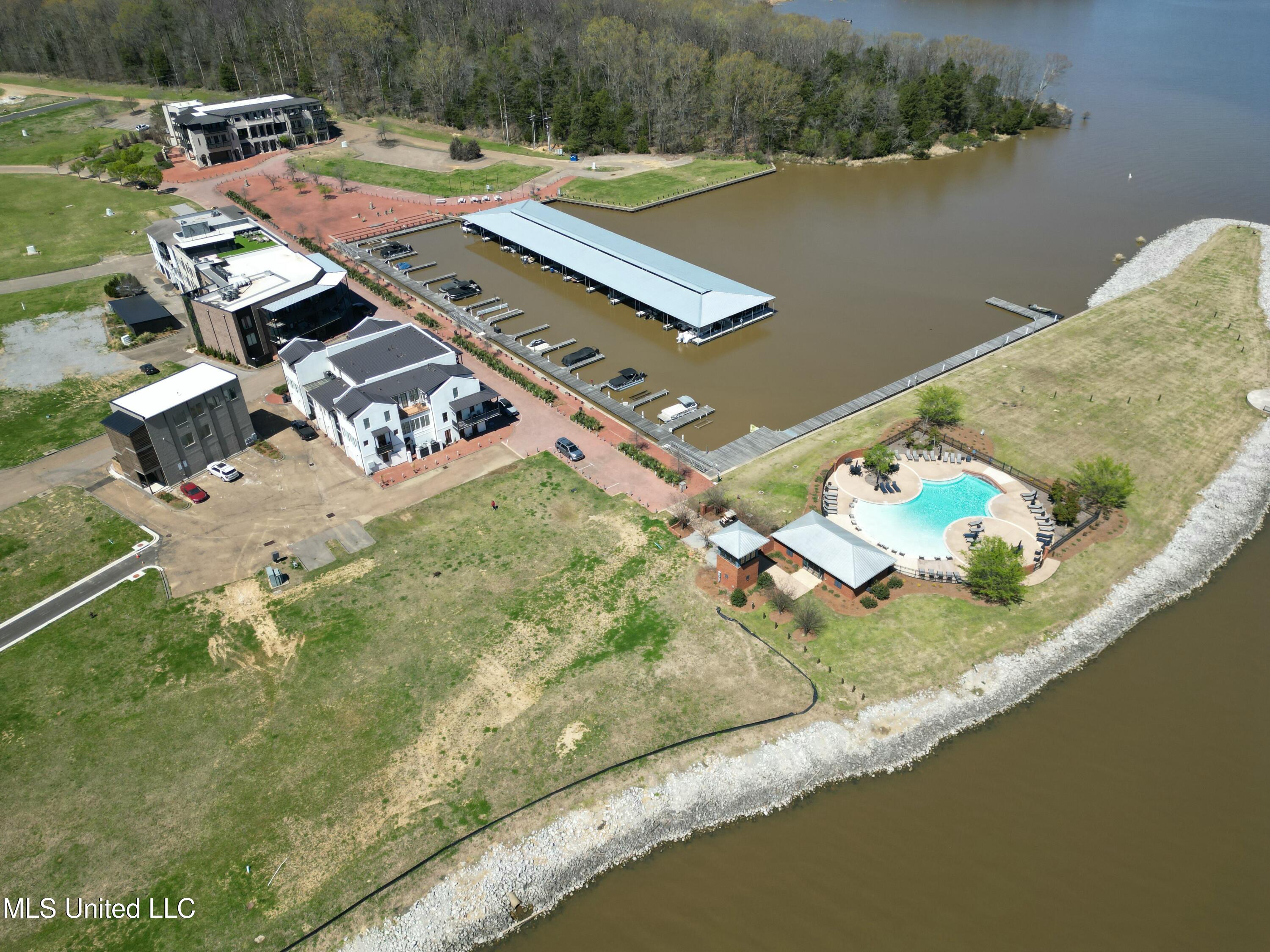 100 W Florida Boulevard, Madison, Mississippi image 4