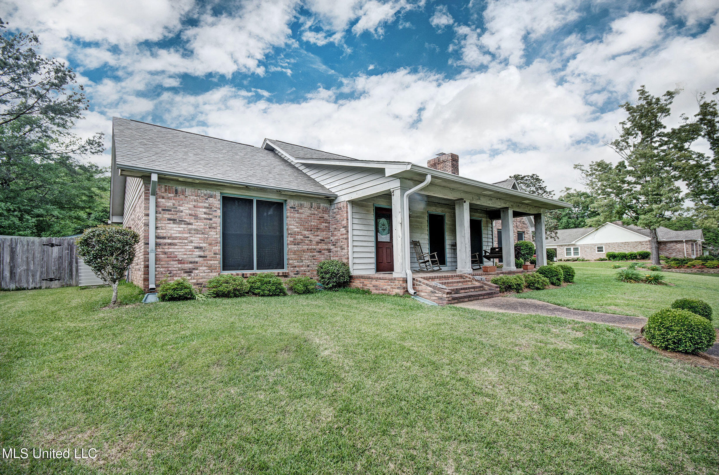 503 Treeline Drive, Brandon, Mississippi image 2