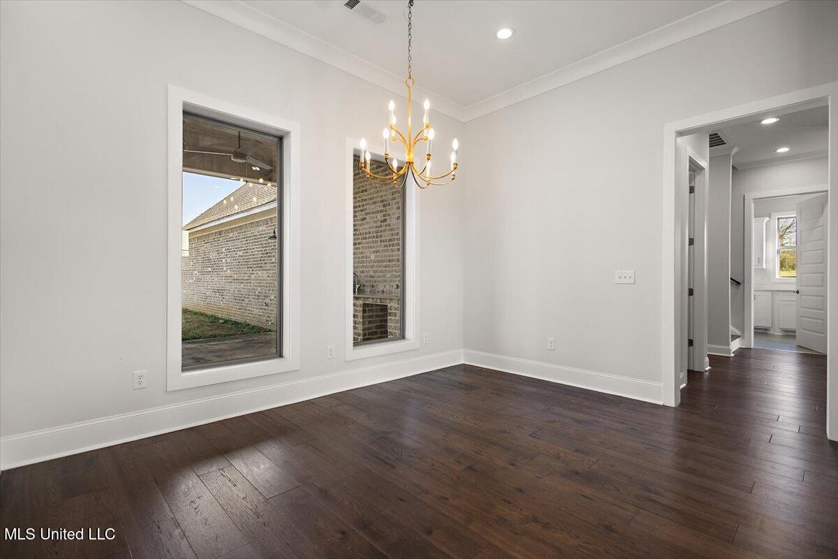 136 Meadow Oaks Lane, Jackson, Mississippi image 13