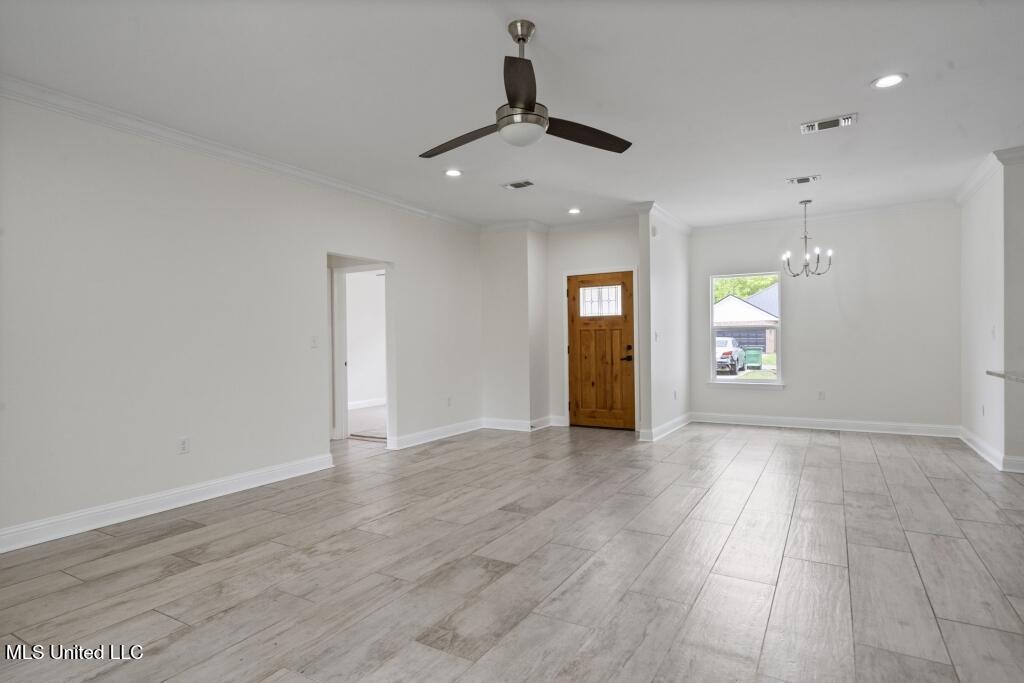 9121 Seahorse Avenue, Ocean Springs, Mississippi image 5