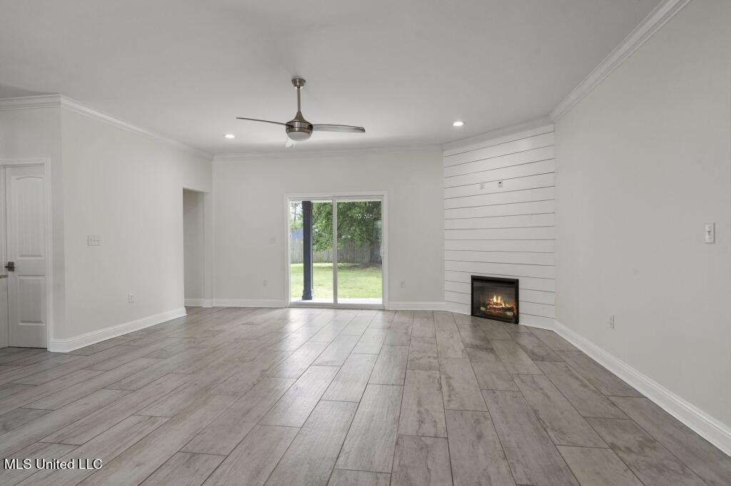9121 Seahorse Avenue, Ocean Springs, Mississippi image 3