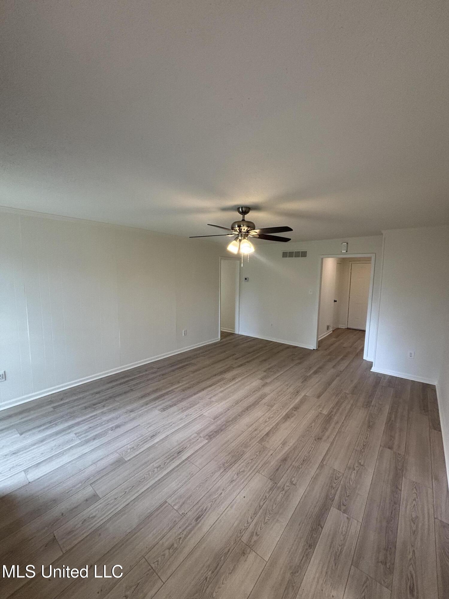 747 Cumberland Cove, Southaven, Mississippi image 5