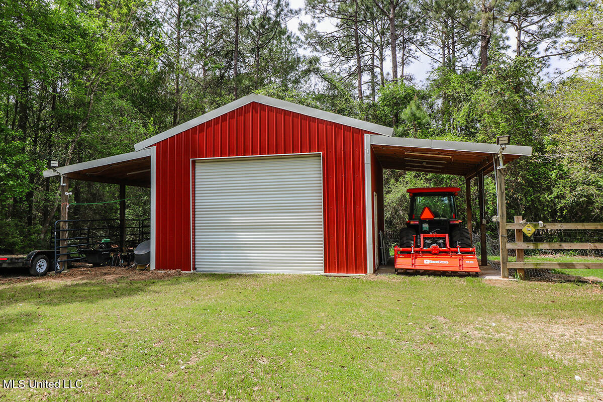 19071 Goff Farm Road, Moss Point, Mississippi image 35