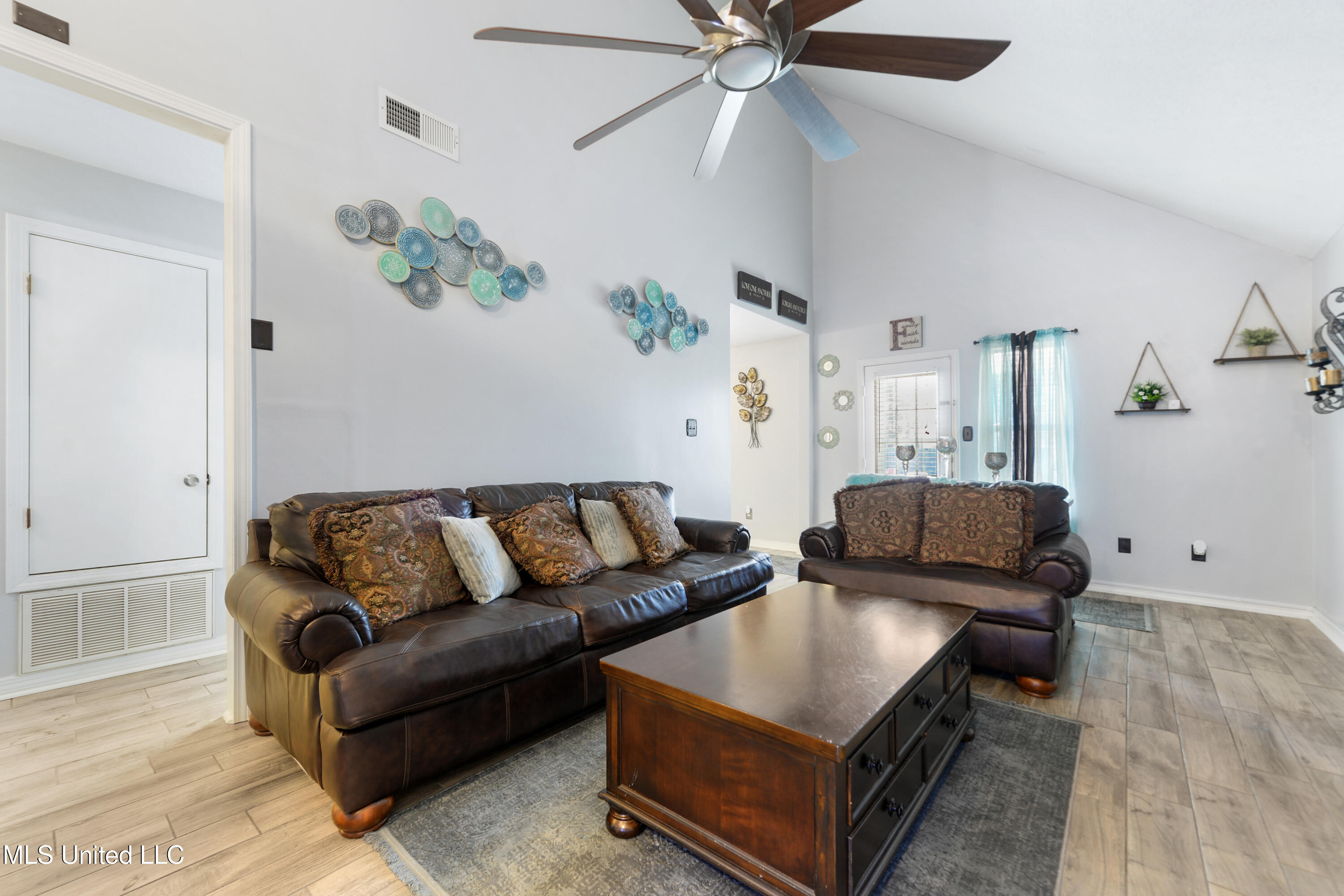 7124 Smith Road, Long Beach, Mississippi image 4