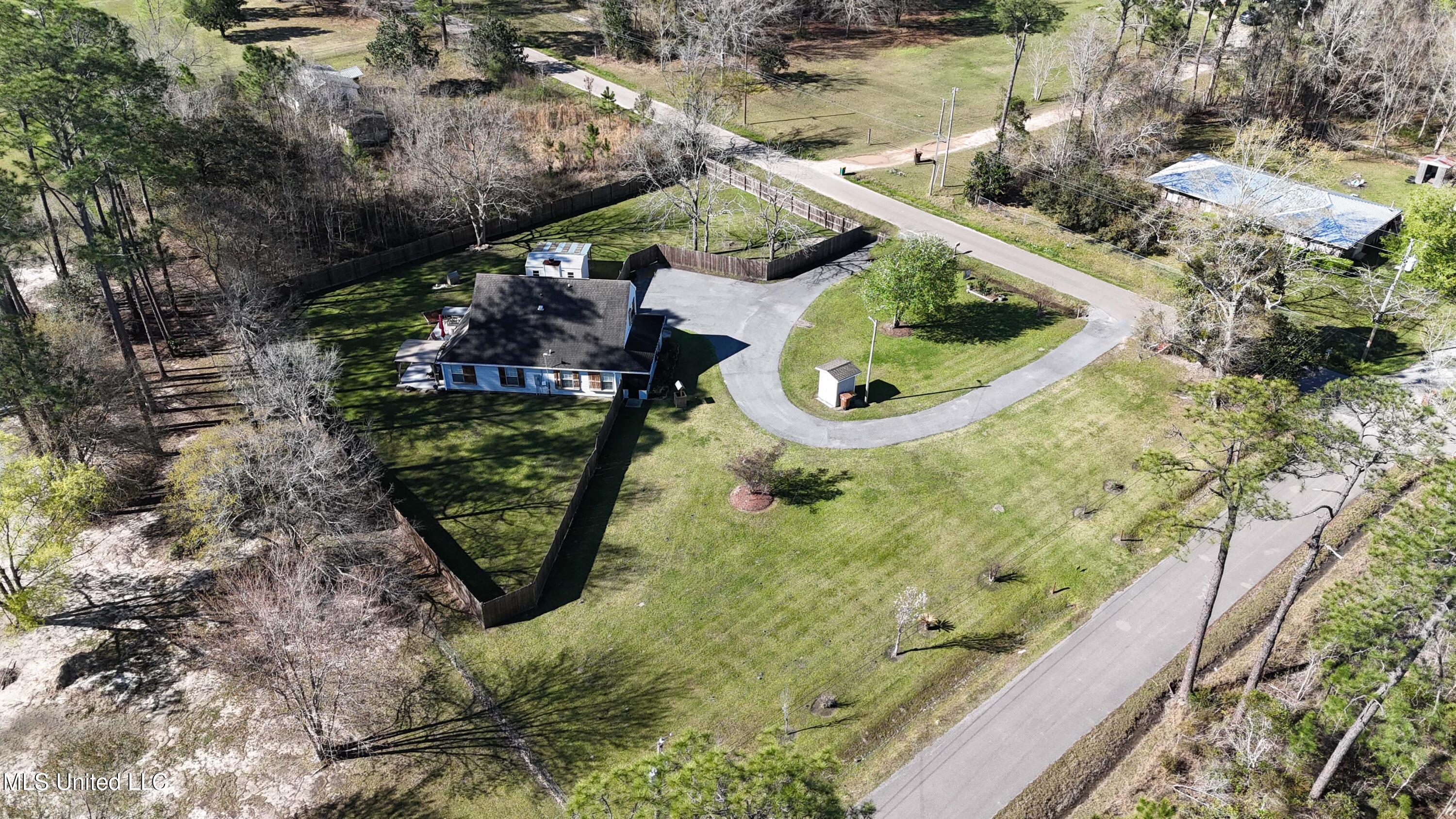 7124 Smith Road, Long Beach, Mississippi image 30