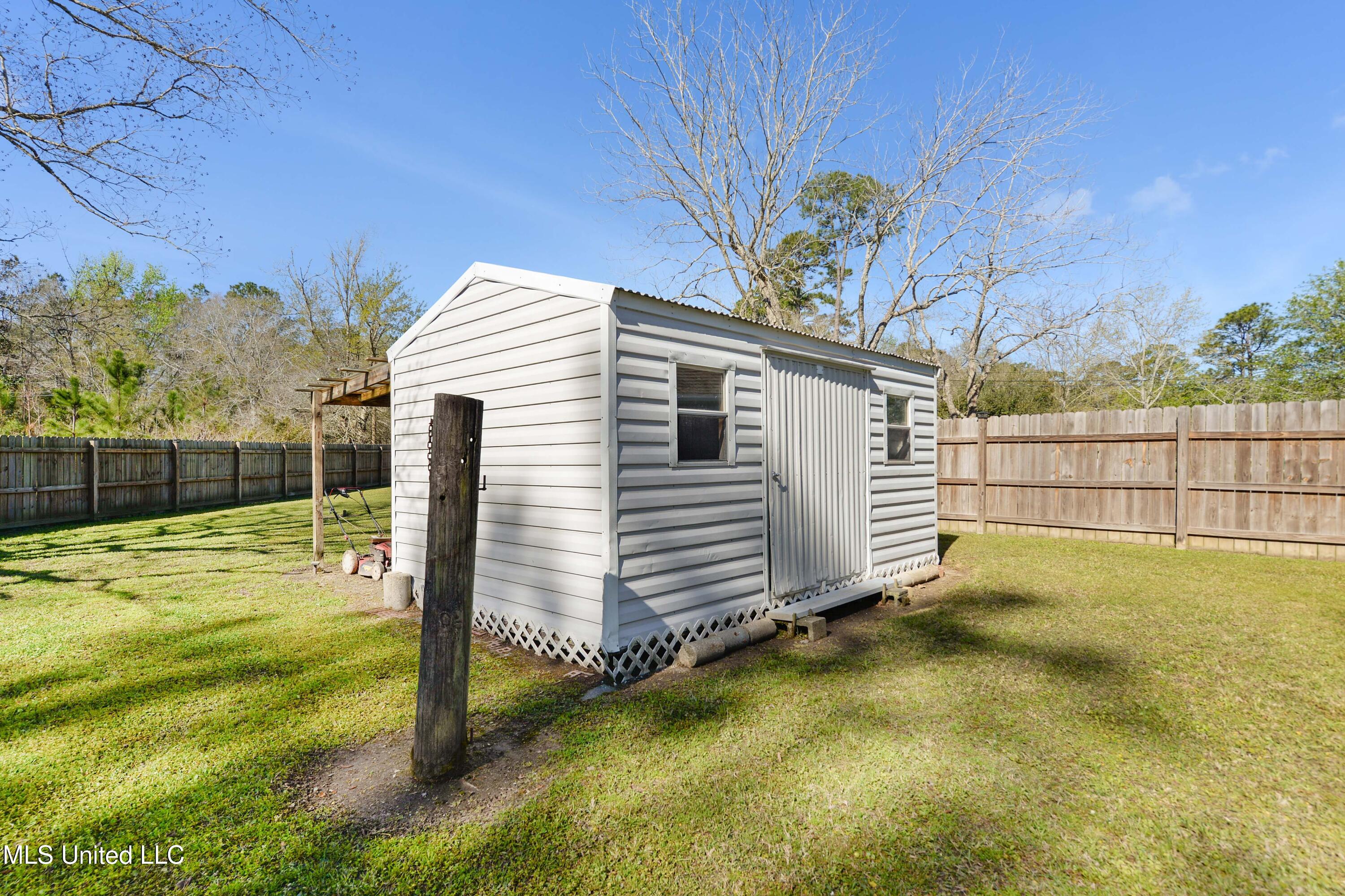 7124 Smith Road, Long Beach, Mississippi image 25