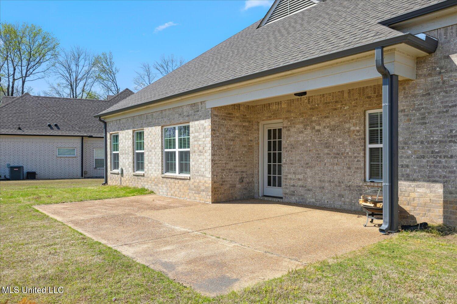 729 Rikard Drive, Hernando, Mississippi image 4