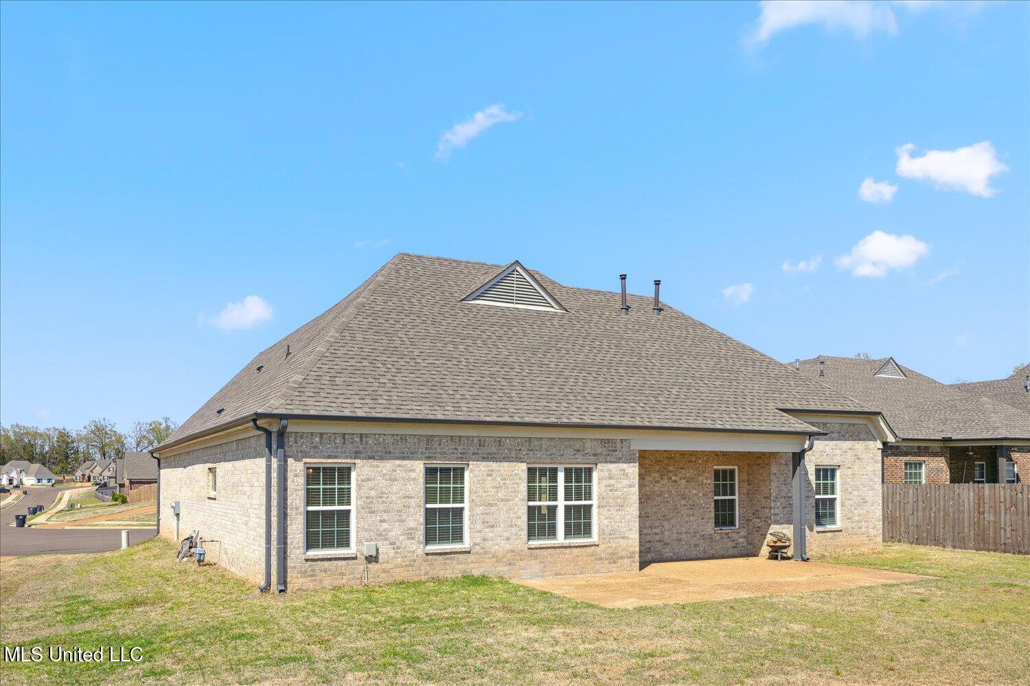 729 Rikard Drive, Hernando, Mississippi image 6