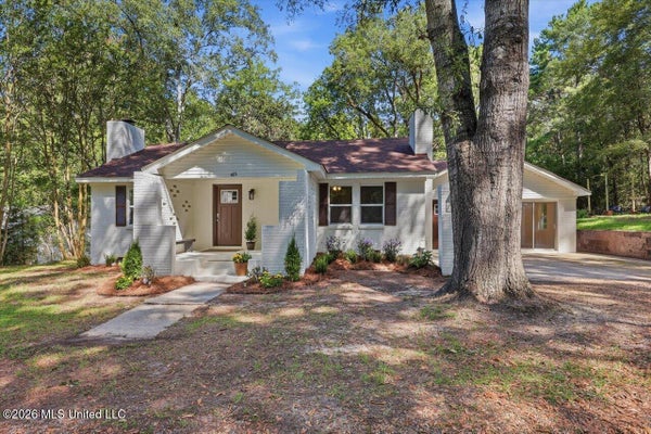 415 E PINE AVE, MENDENHALL, MS 39114 - Image aa6370efecd7aa040dc83fe807dce091/402173021