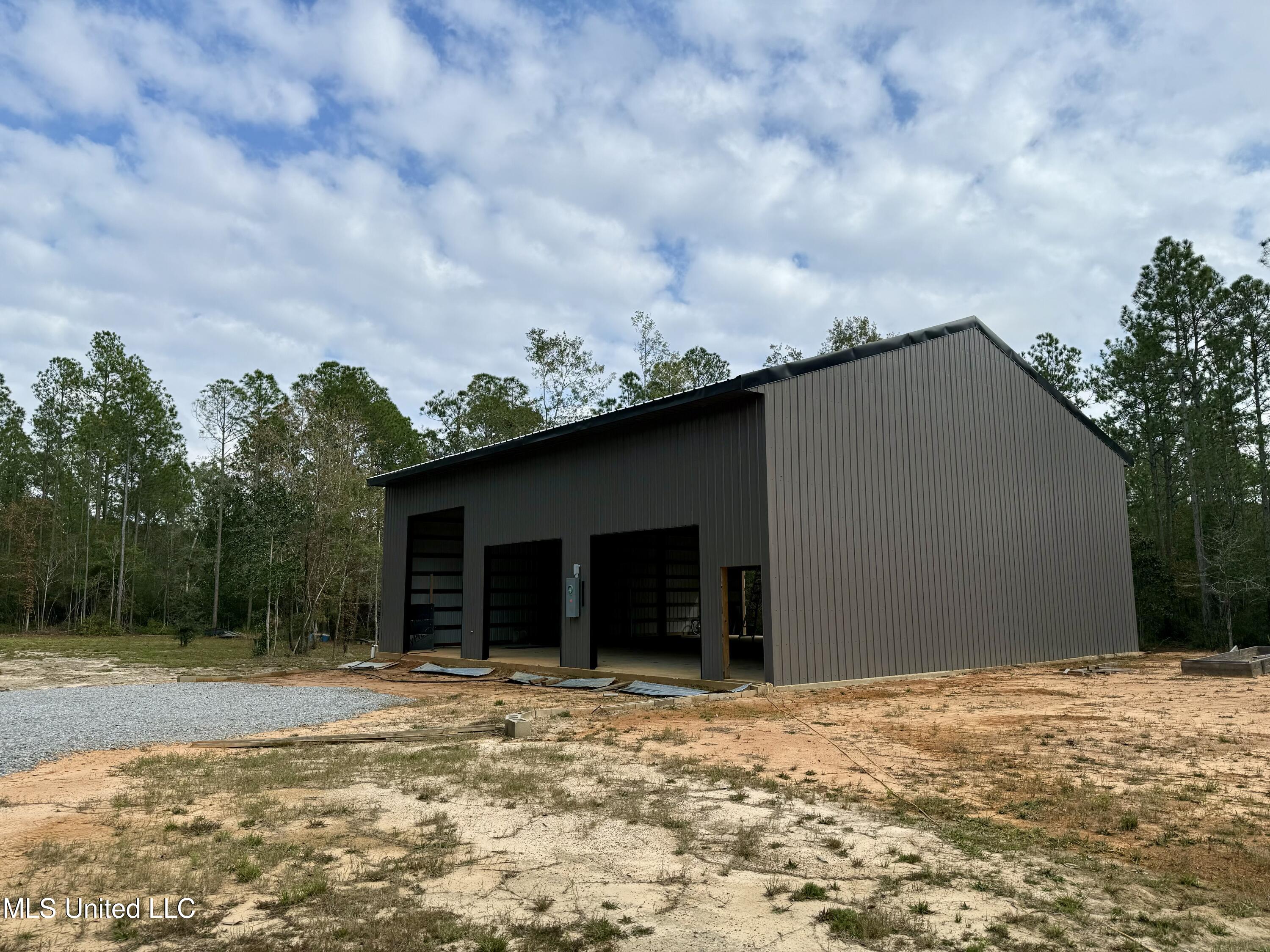 22445 Rd 374, Kiln, Mississippi image 6