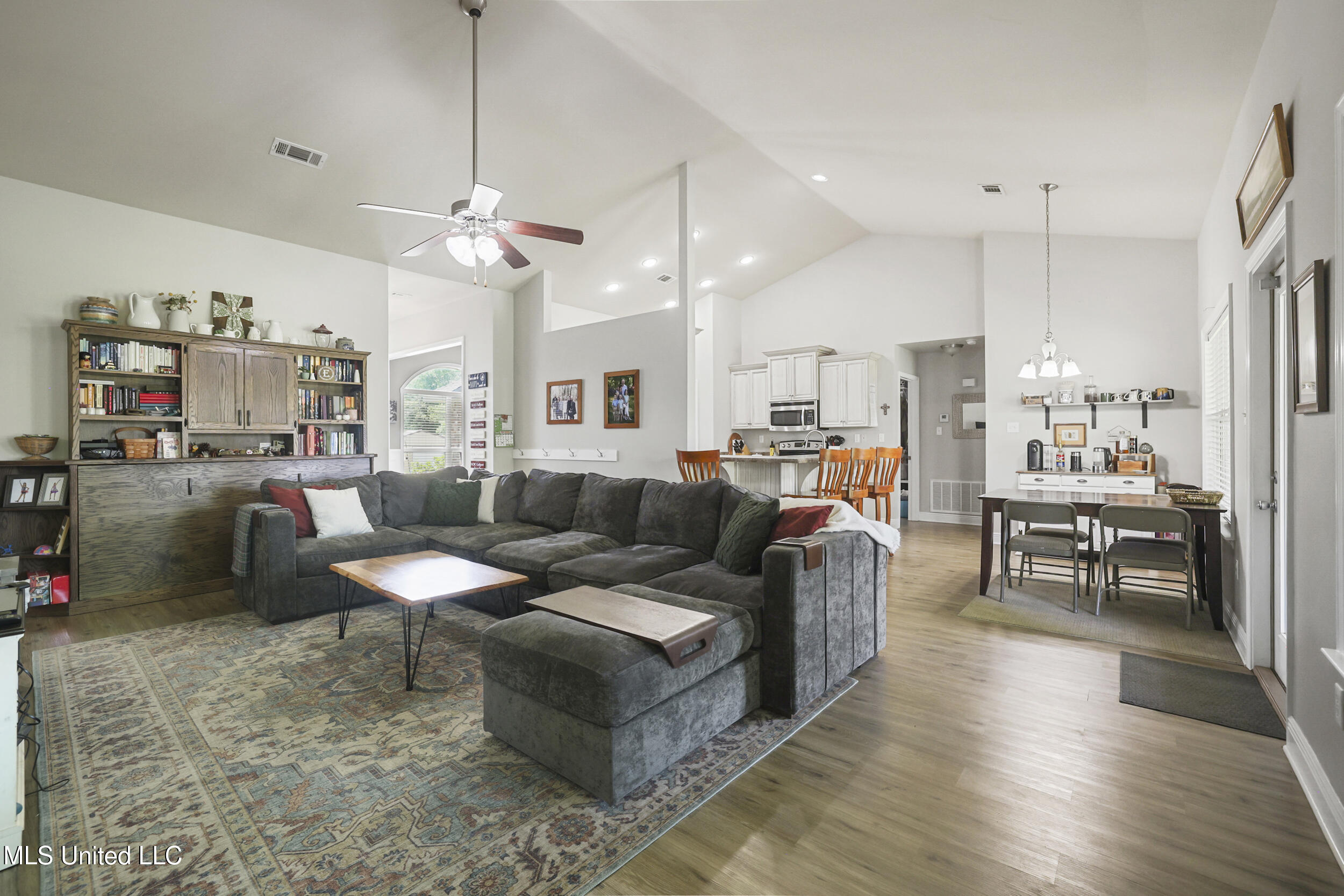 16426 Orange Grove Road, Gulfport, Mississippi image 9